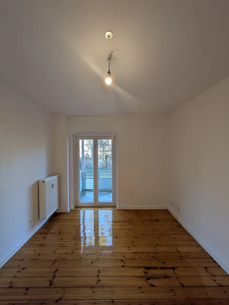 Gemütliches 2 Zimmer Apartment mit Balkon im Herzen von Weißensee zu vermieten! — photo 1
